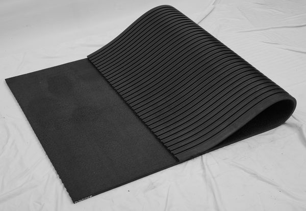 Amoebic Top / Grooved Bottom - Multi Purpose Utility rubber mat